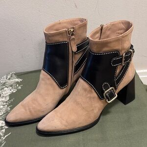 Tod's Tan and Black Heeled Boots